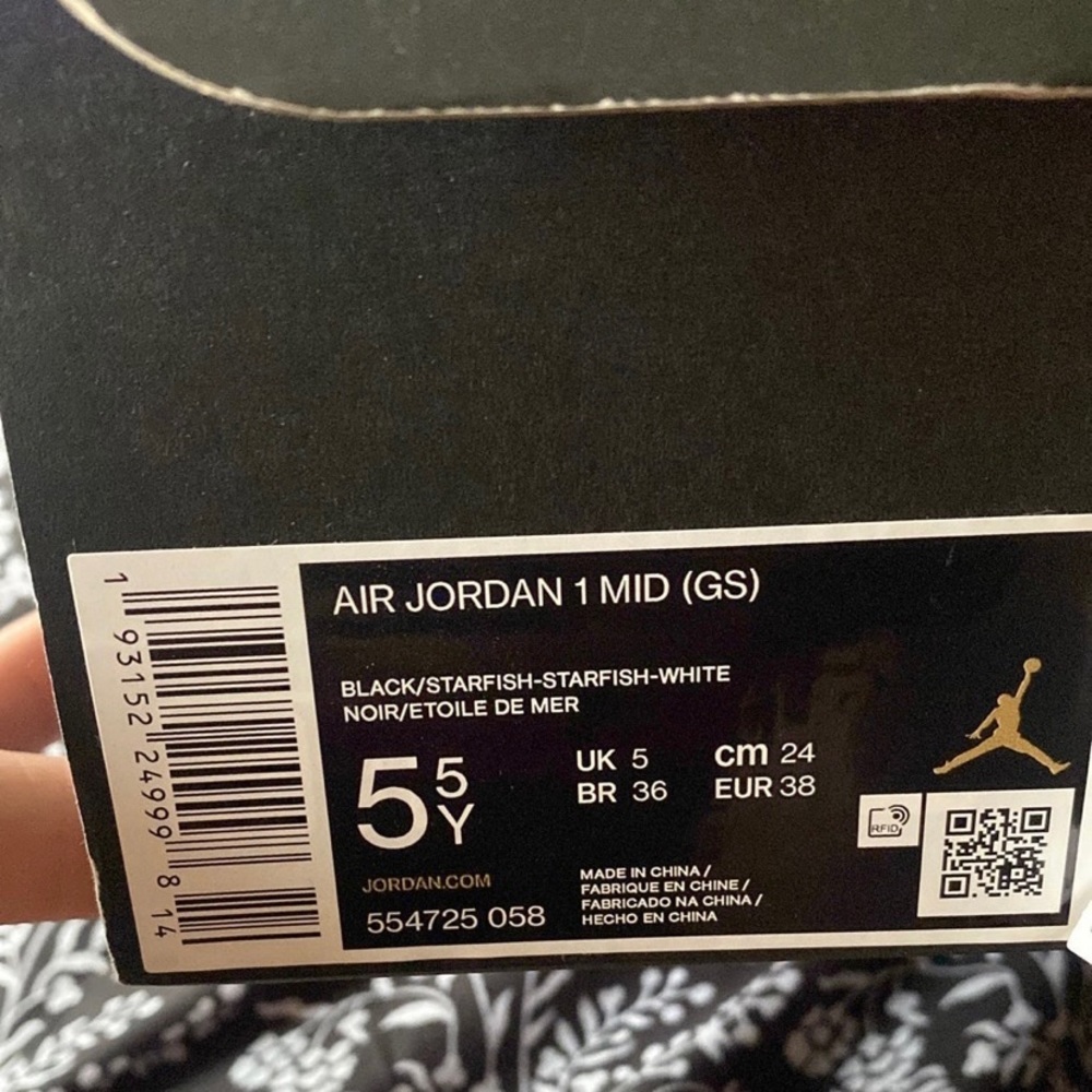 Jordan Mid - Picture 6 of 6